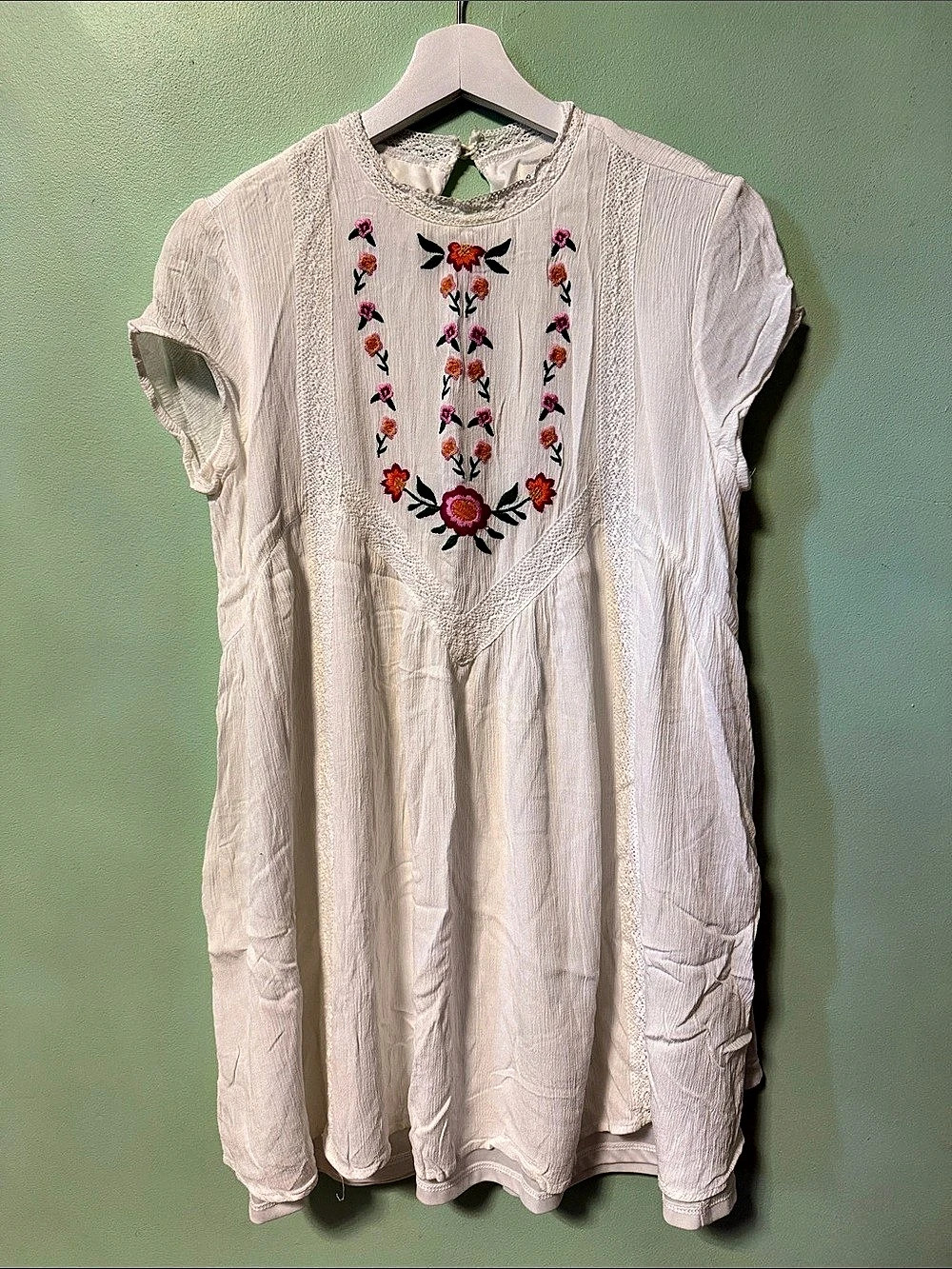 Miss Me Blue Rain Embroidered Tunic in White Small